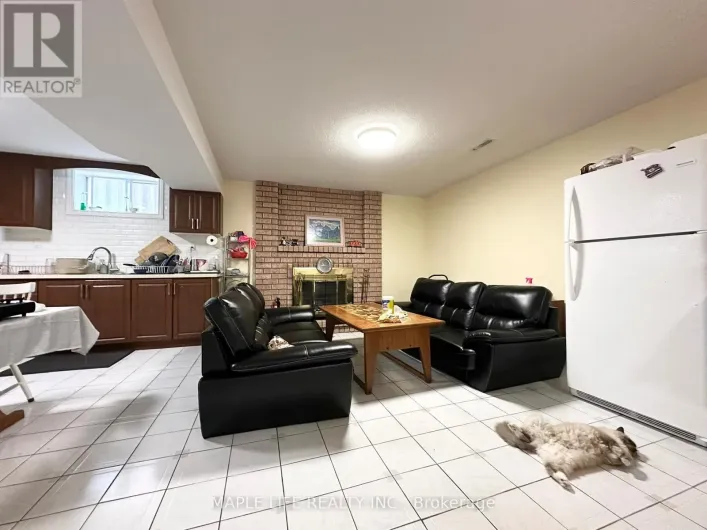 BSMT - 68 WEDGEWOOD DRIVE, Toronto