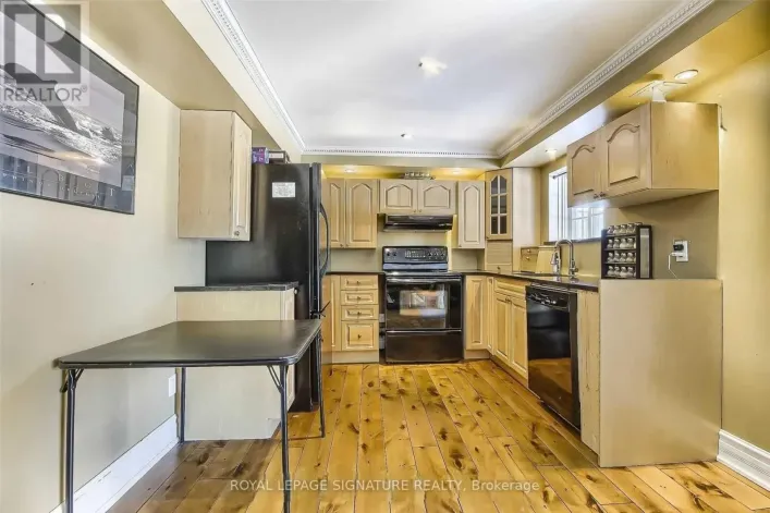 BSMT - 687 SHANAHAN BOULEVARD, Newmarket