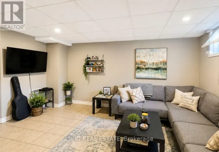 BSMT - 8 JANRAY DRIVE, Toronto