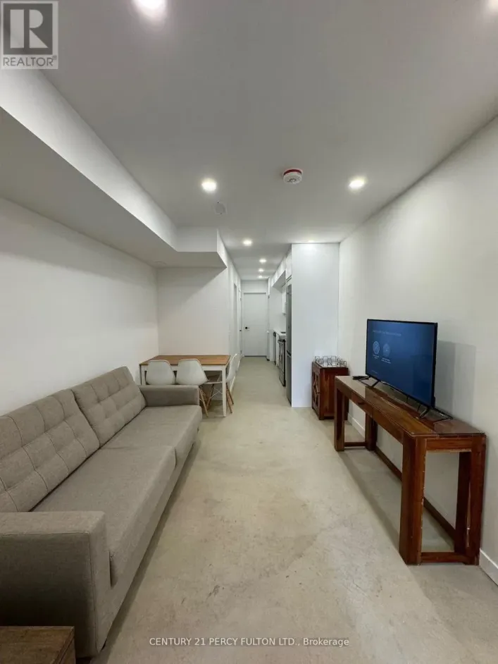 BSMT - 890 OSSINGTON AVENUE, Toronto