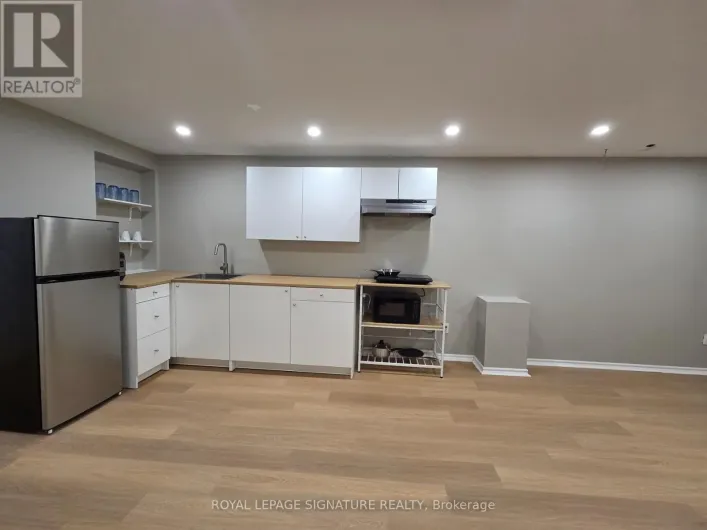 BSMT - 971 LEDBURY CRESCENT, Mississauga