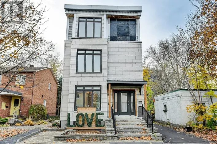 C - 10 CHESTNUT STREET, Ottawa