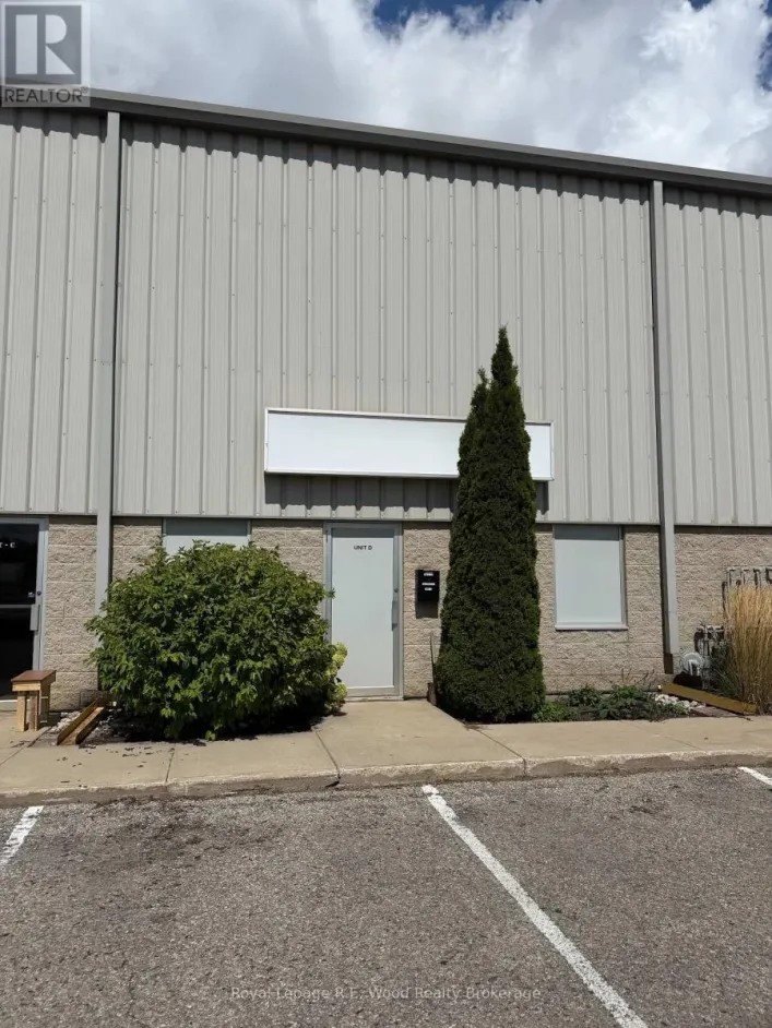 C - 102 SPRUCE STREET, Tillsonburg