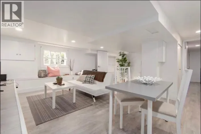 C 1541 MAPLE STREET, Vancouver