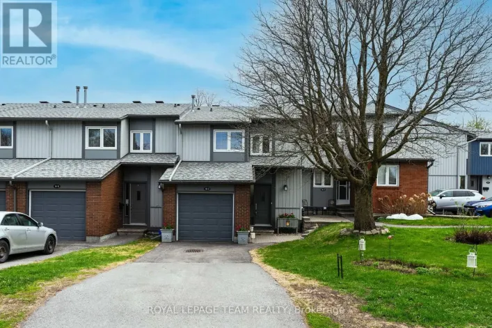 C - 18 BENLEA DRIVE, Ottawa