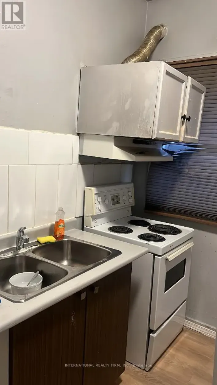 C - 2036 WESTON ROAD E, Toronto