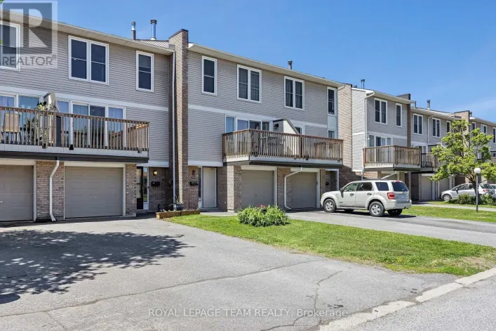 C - 276 DALEHURST DRIVE, Ottawa