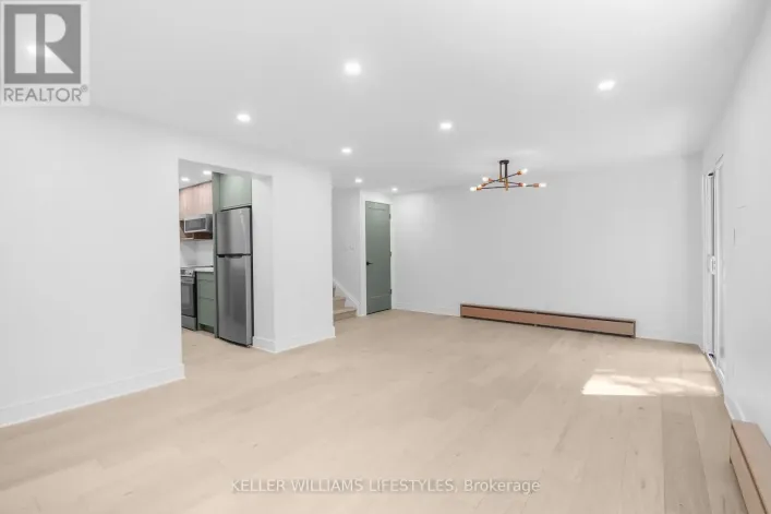 C - 306 RIVERSIDE DRIVE, London North