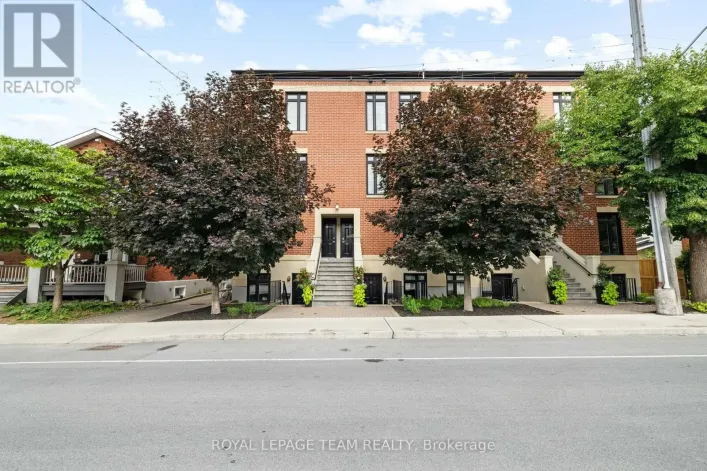 C - 31 SPRINGFIELD ROAD, Ottawa