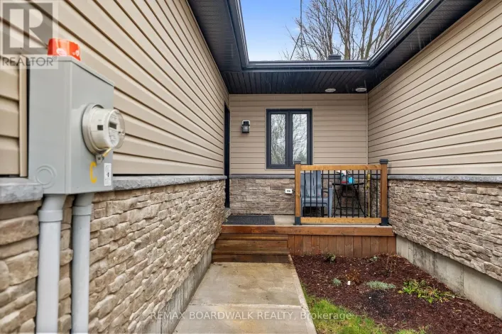 C - 32 DAVID STREET, Edwardsburgh/Cardinal