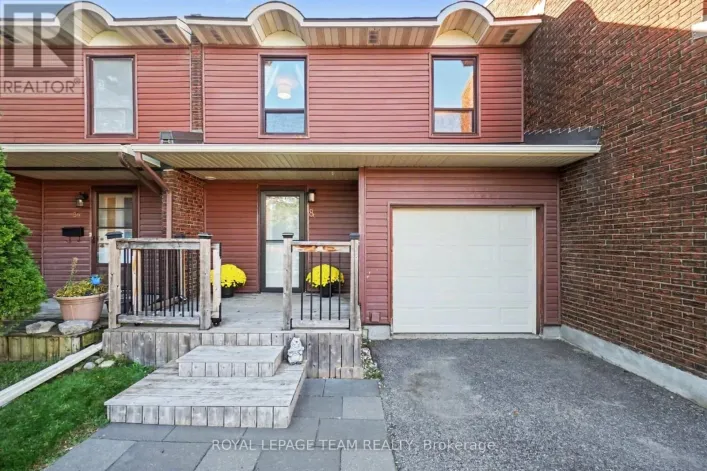 C - 8 ARNOLD DRIVE, Ottawa
