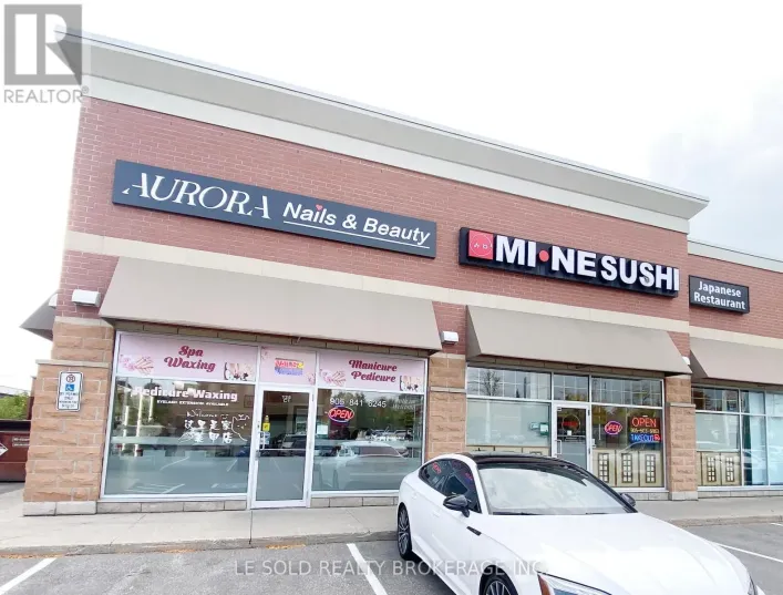 C1 - 125 PEDERSEN DRIVE, Aurora