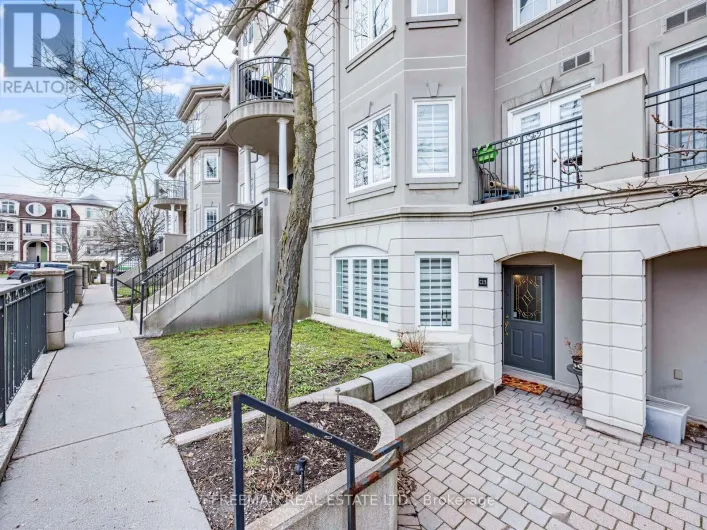 C13 - 108 FINCH AVENUE W, Toronto