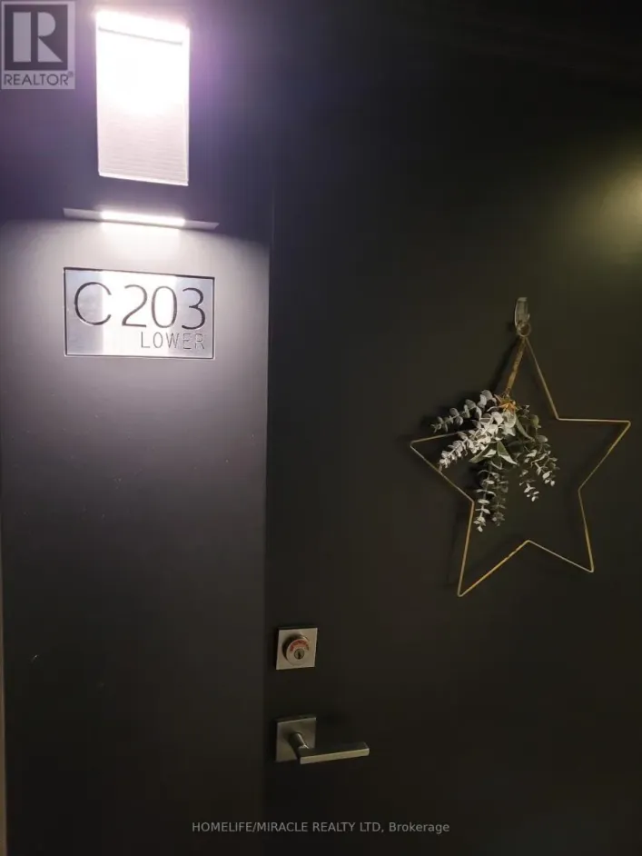 C203 - 5260 DUNDAS STREET W, Burlington