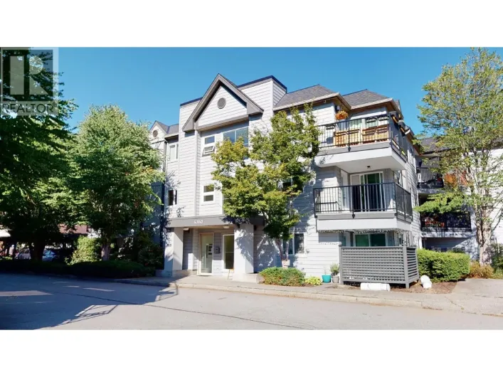 C210 40140 WILLOW CRESCENT, Squamish