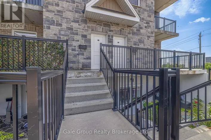 C3 - 439 ATHLONE AVENUE, Woodstock