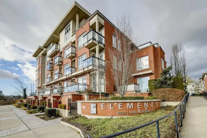 C325 20211 66 AVENUE, Langley