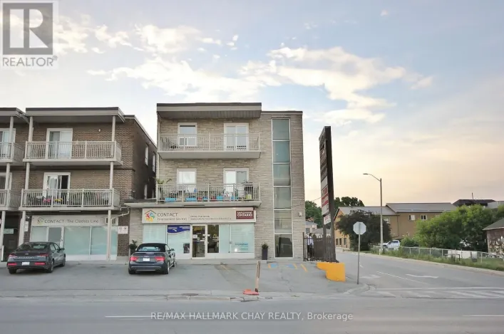 C3A - 95 HOLLAND STREET W, Bradford West Gwillimbury