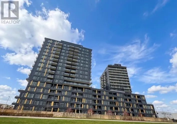 C806 - 4878 POWERS COMMON, Burlington