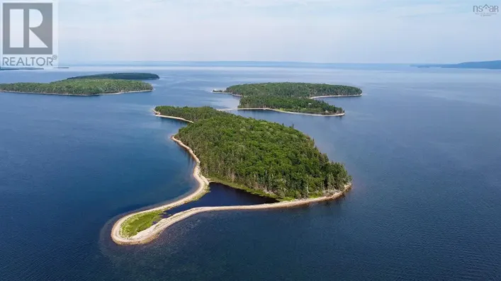 Cameron Island, West Bay