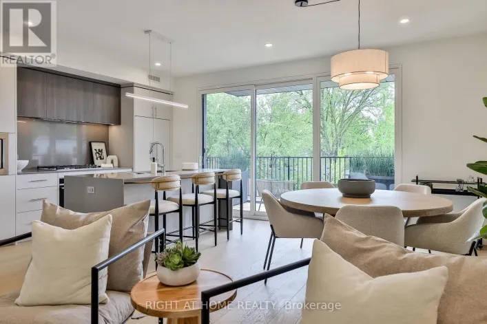 CENTRE - 2343 GERRARD STREET E, Toronto