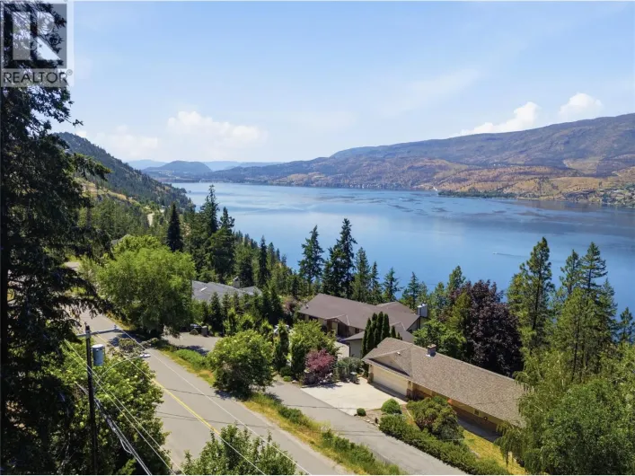 Clifton Road N, Kelowna
