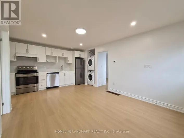 COACH HOUSE - 5 ROCKING HORSE STREET, Markham