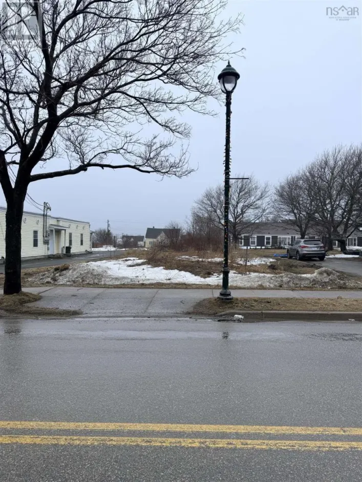 Commercial St Dominion Land, Dominion