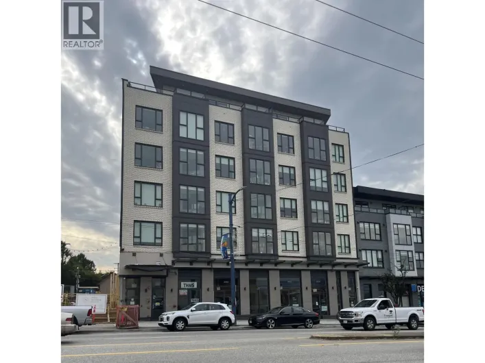 CRU 1-4 3068 KINGSWAY, Vancouver