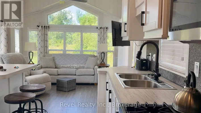 CV082 - 657 THUNDER BRIDGE ROAD, Kawartha Lakes