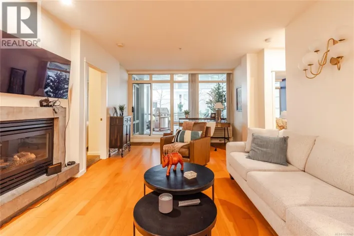 CY04 38 Front St, Nanaimo