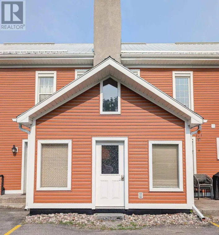 D - 1 LAKE STREET, Prince Edward County