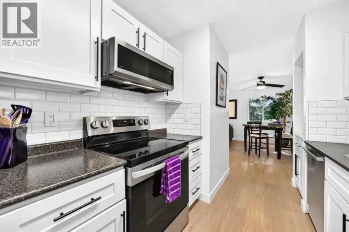 D, 109 Stanley Avenue, Okotoks