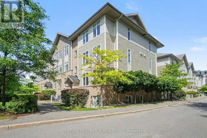 D - 318 EVEREST PRIVATE, Ottawa