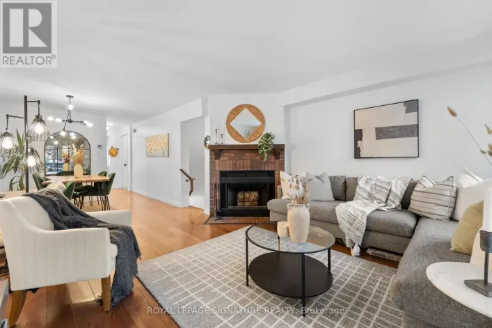 D - 32 MASSEY STREET, Toronto