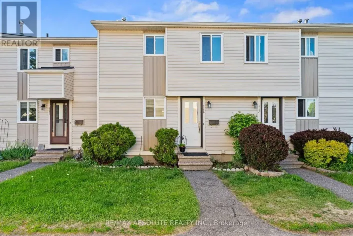 #D - 413 WOODFIELD DRIVE, Ottawa