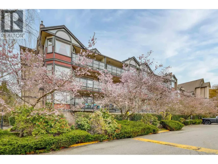 D302 4845 53 STREET, Delta