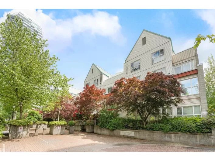 D303 9838 WHALLEY BOULEVARD, Surrey