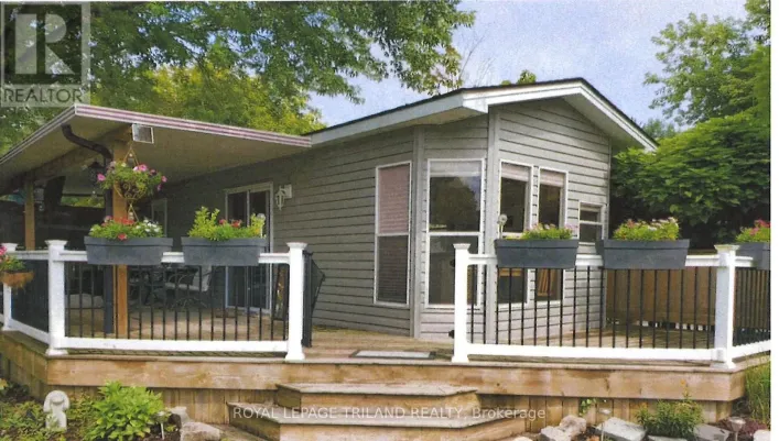 D36 - 4895 LAKESHORE ROAD, Plympton-Wyoming