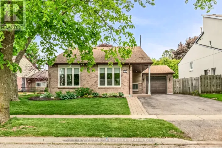 DRIVE - 43 STODDART DRIVE, Aurora