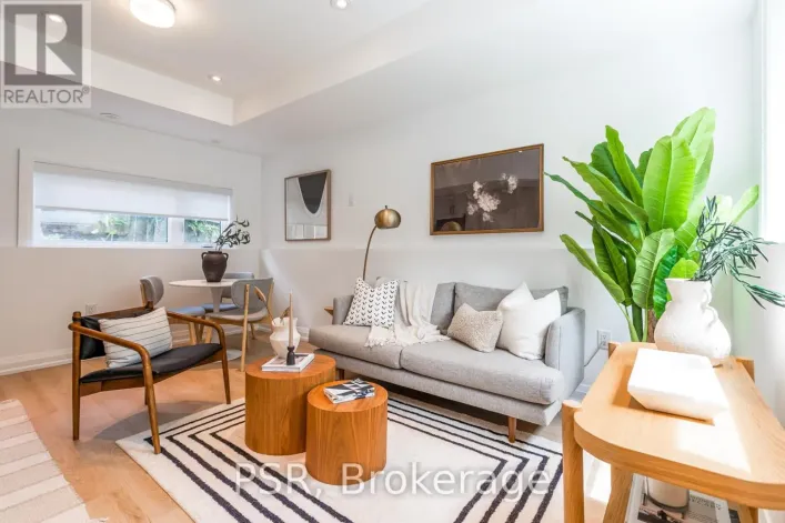 E - 218 AILEEN AVENUE, Toronto