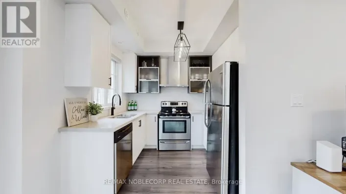 E08 - 26 BRUCE STREET, Vaughan