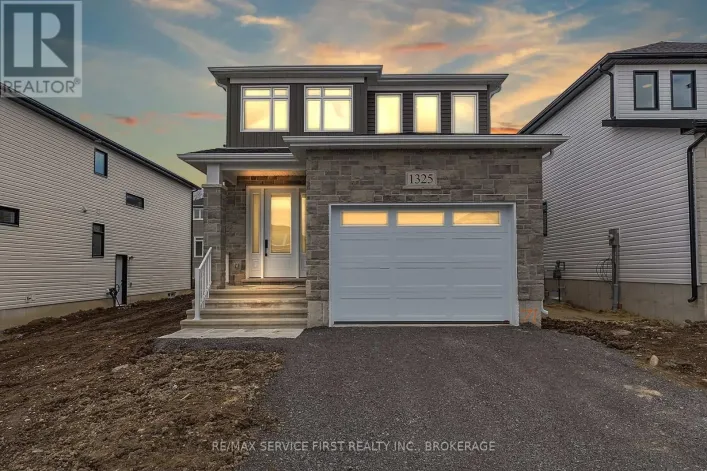 E71 - 1325 TURNBULL WAY, Kingston