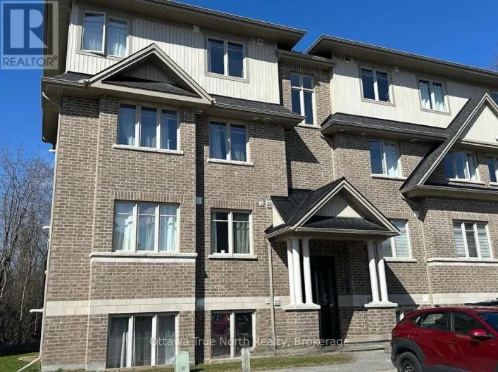 F - 1032 BERYL PRIVATE, Ottawa