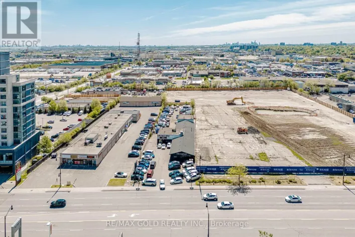 F1 - 243 QUEEN STREET E, Brampton