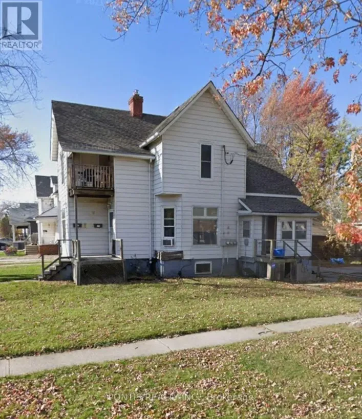 FIRST FLOOR - 452 CONFEDERATION STREET, Sarnia