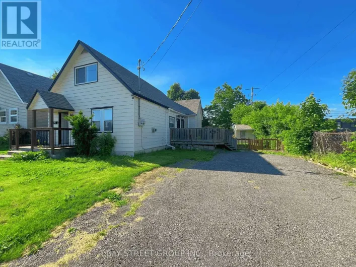 #FRONT - 70 COURTWRIGHT STREET, Fort Erie
