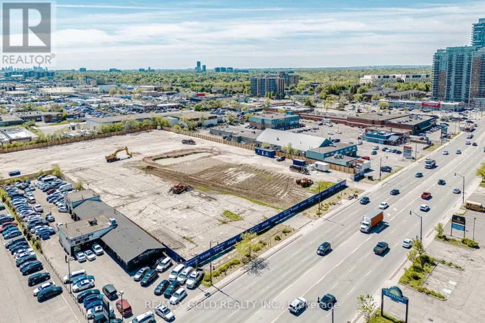 G1 - 243 QUEEN STREET E, Brampton