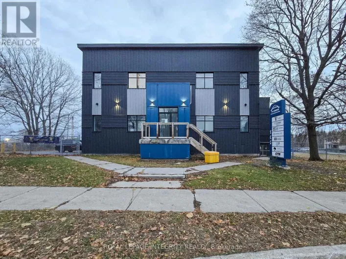 G100 - 902 SECOND STREET W, Cornwall