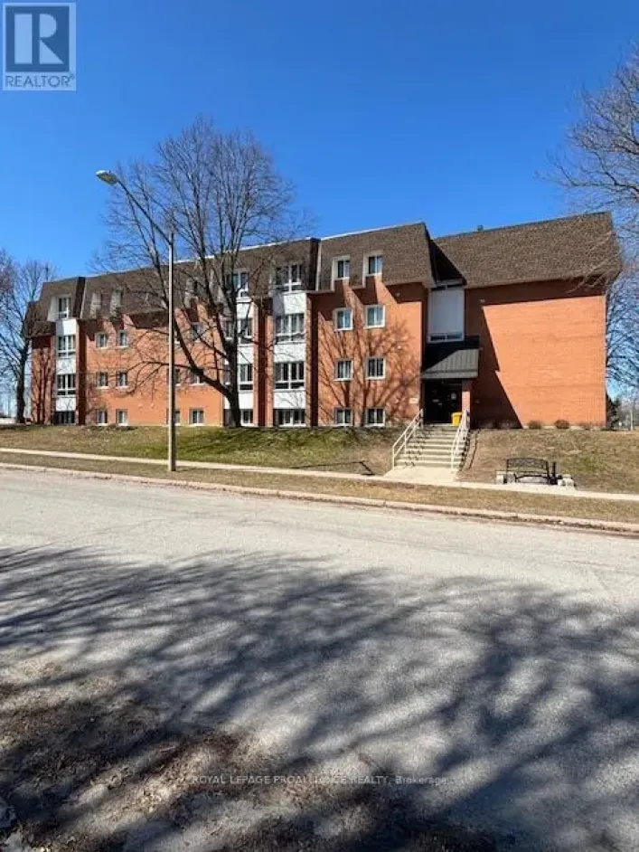 G4 - 810 KYLE COURT, Brockville